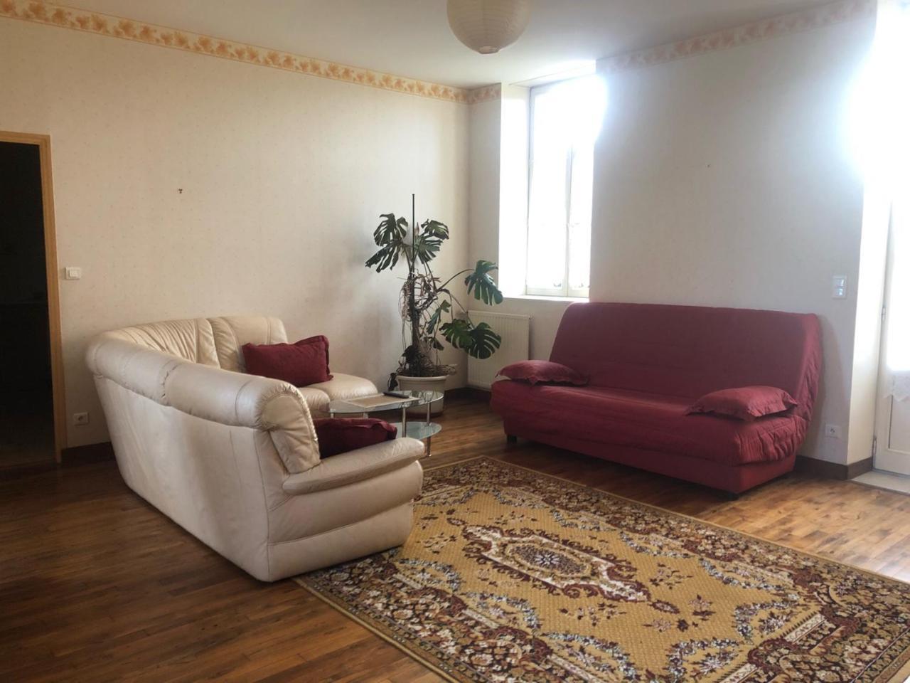 Gite -Belle Maison Dans Une Ancienne Ecole-Tarif Reduit Hors We ! Chanzeaux Dış mekan fotoğraf